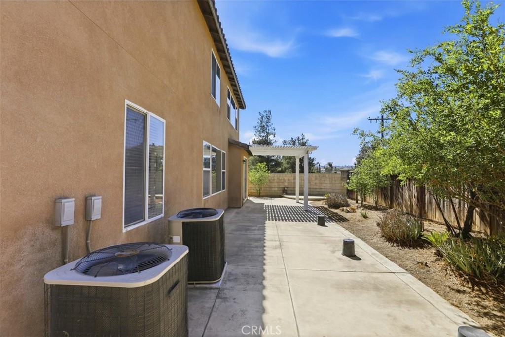 4891 Westmont Property Photo 44