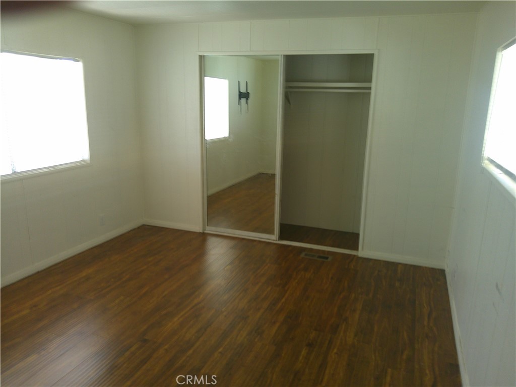 260 N Lyon 97 Property Photo 6