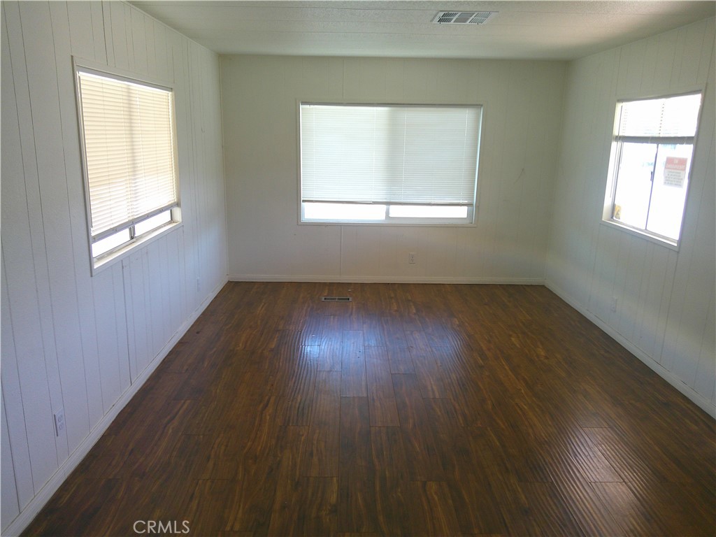260 N Lyon 97 Property Photo 8