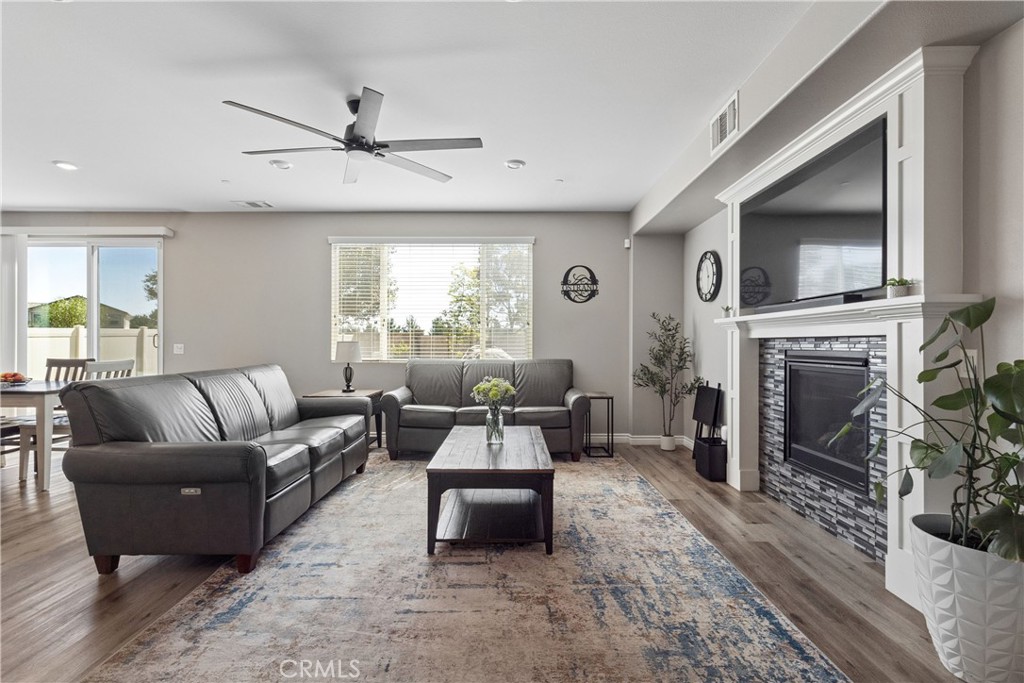 3392 Licorice Property Photo 4