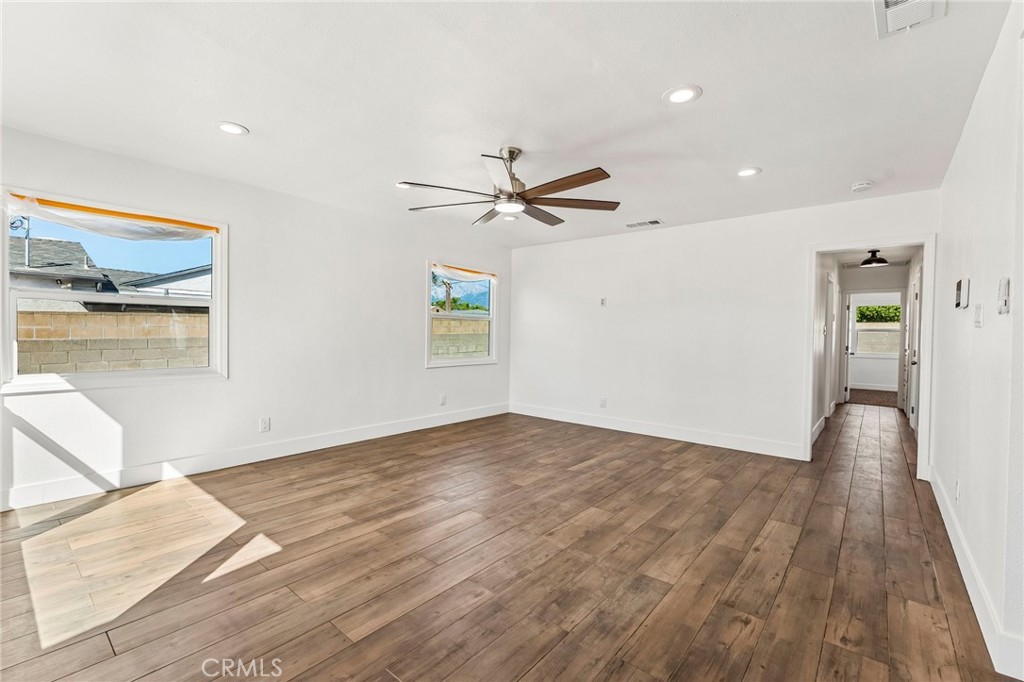 17436 Malaga Street Property Photo 4