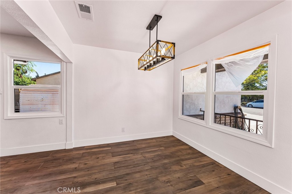 17436 Malaga Street Property Photo 8
