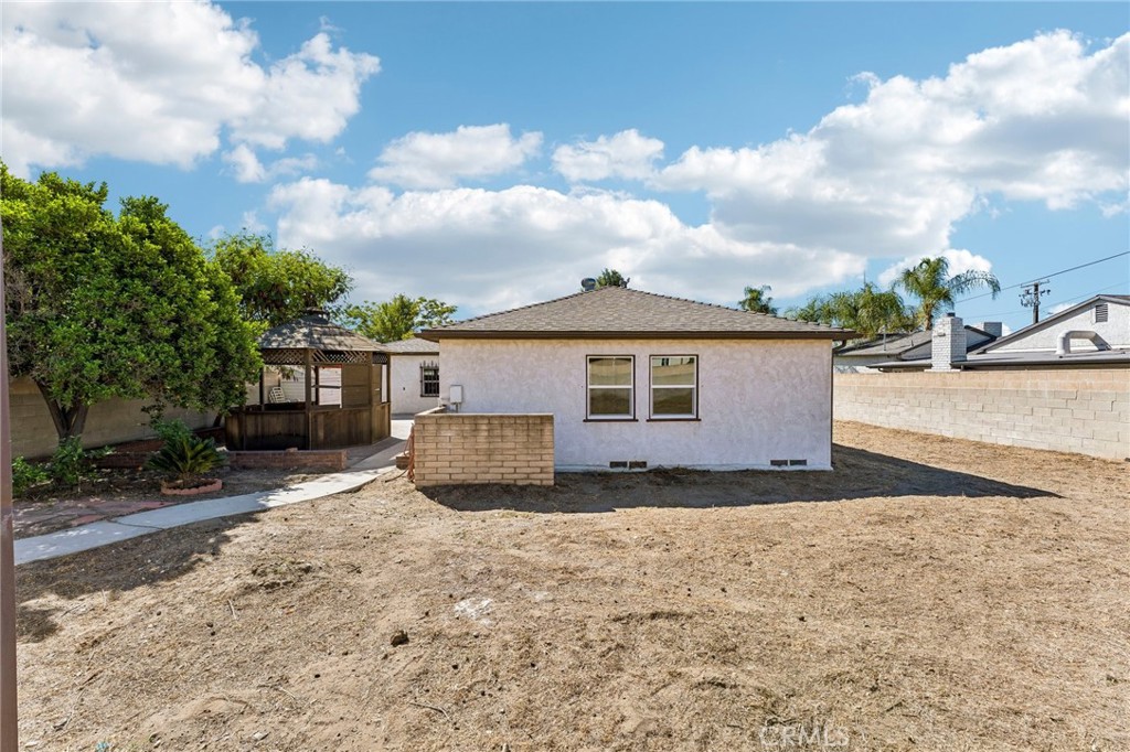 17436 Malaga Street Property Photo 28