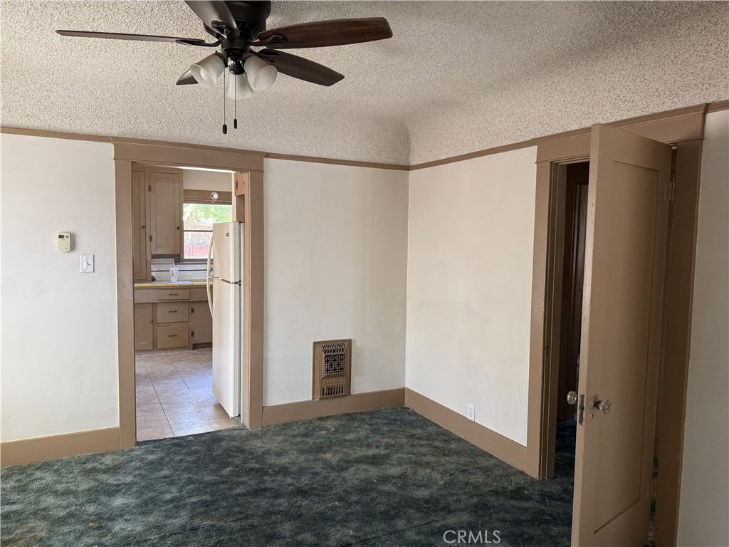 3235 Lemon Property Photo 5