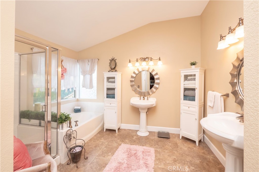 1438 Kirkmichael Circle Property Photo 28
