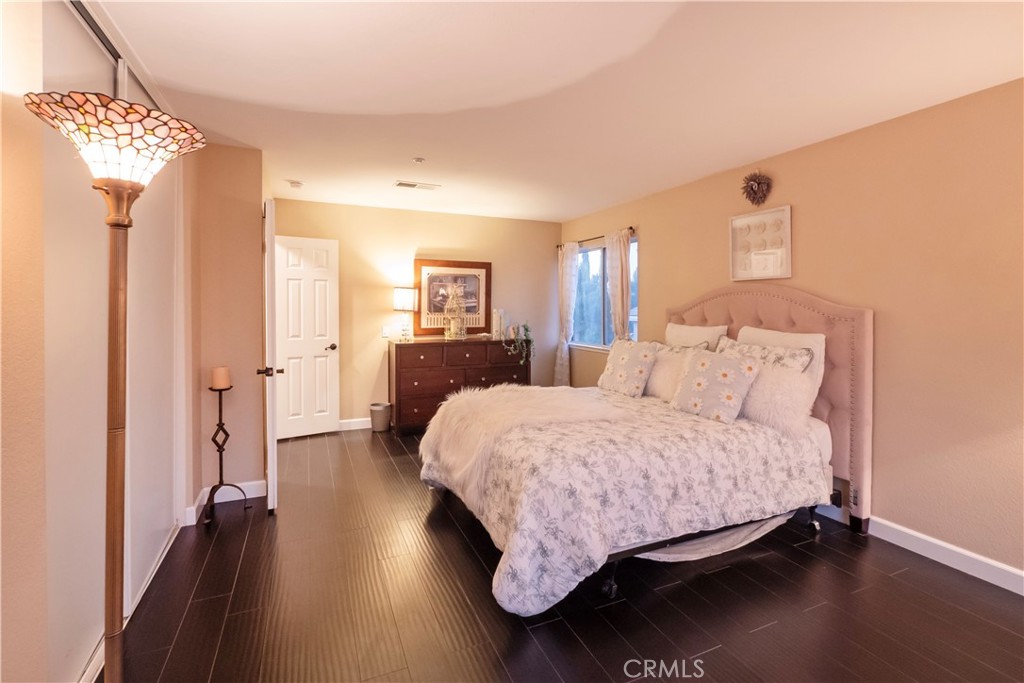 1438 Kirkmichael Circle Property Photo 53