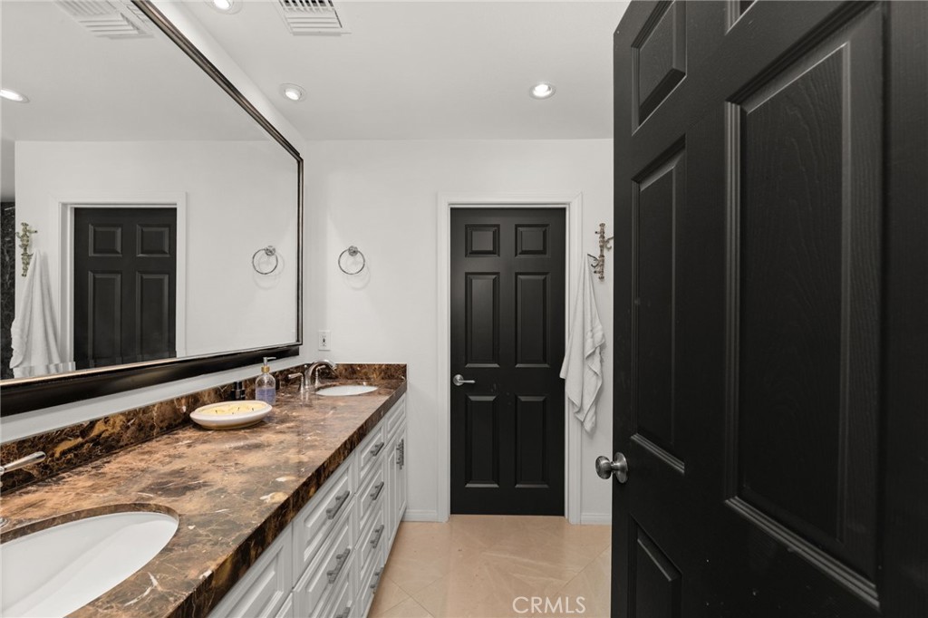 39287 Pine Property Photo 16