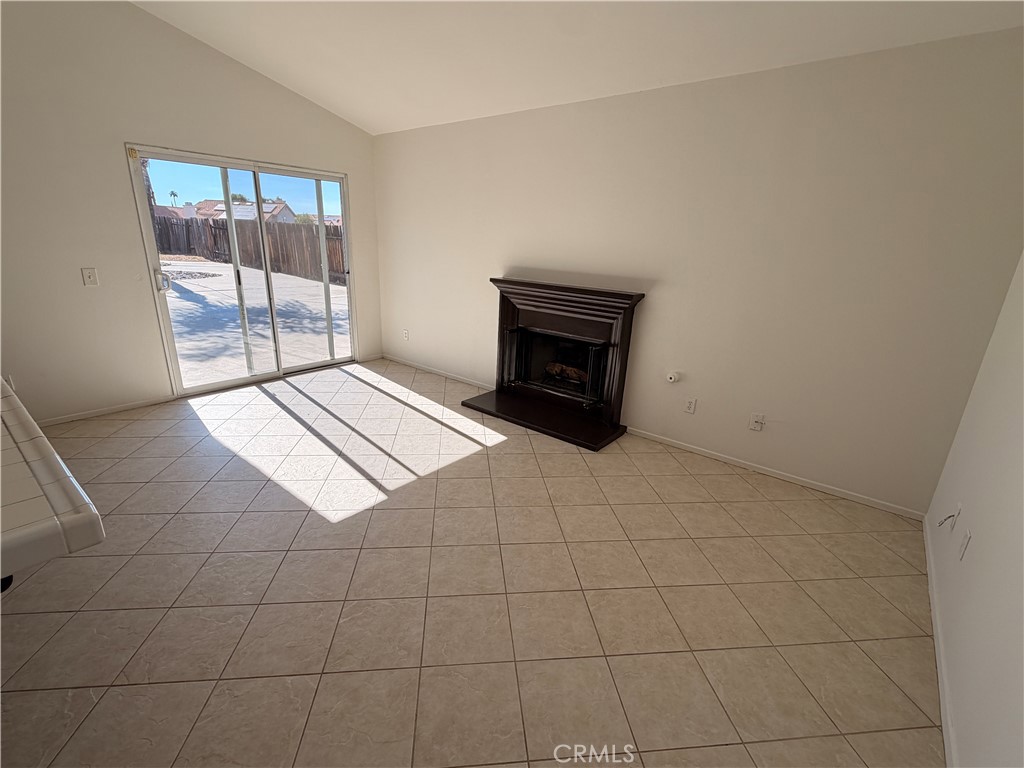 44523 Galicia Property Photo 6