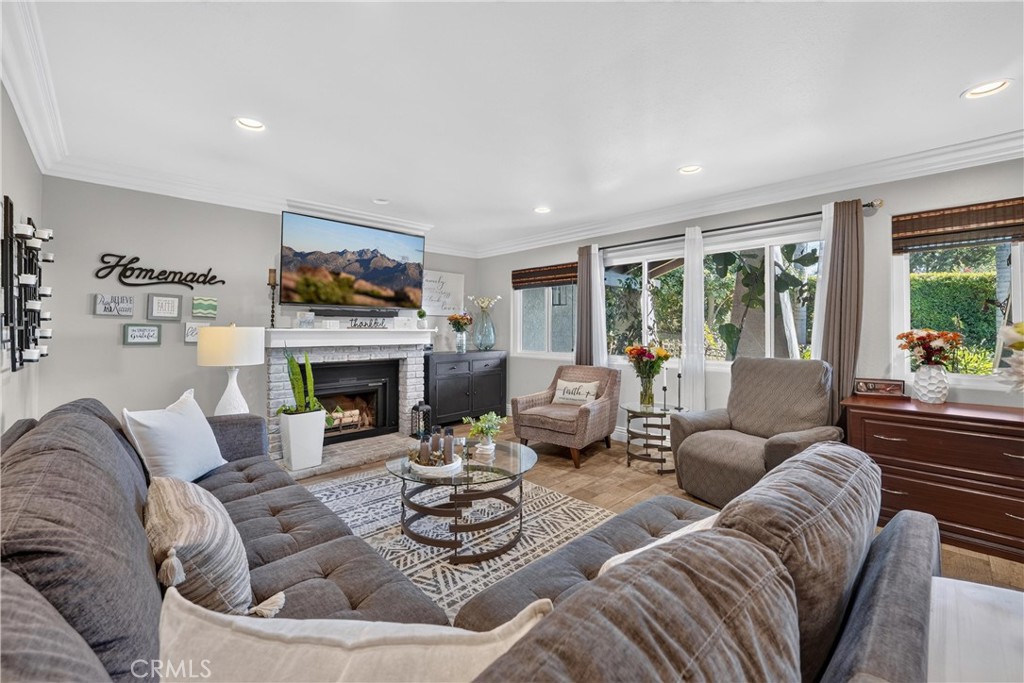 10225 60th Property Photo 6