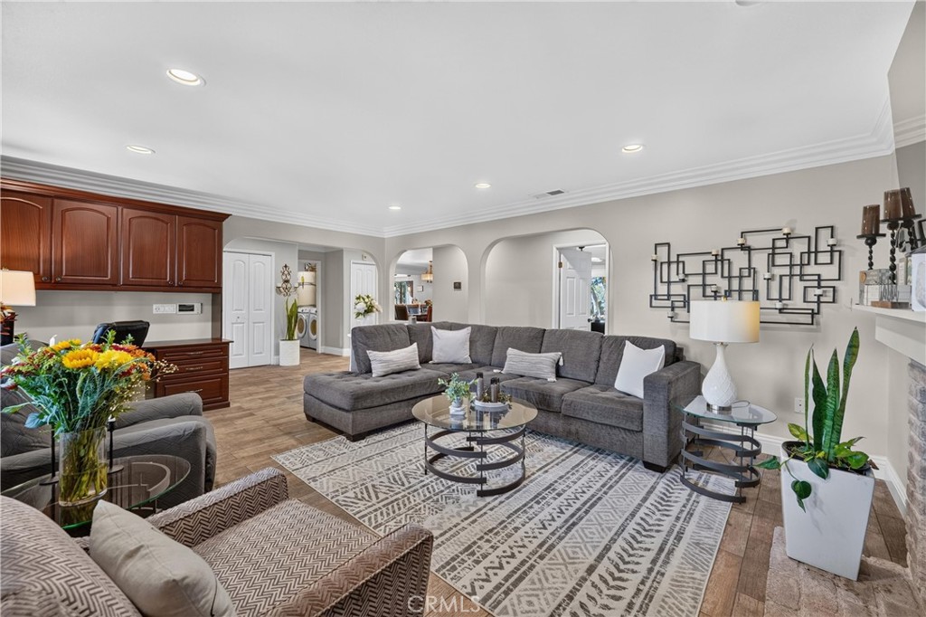 10225 60th Property Photo 7
