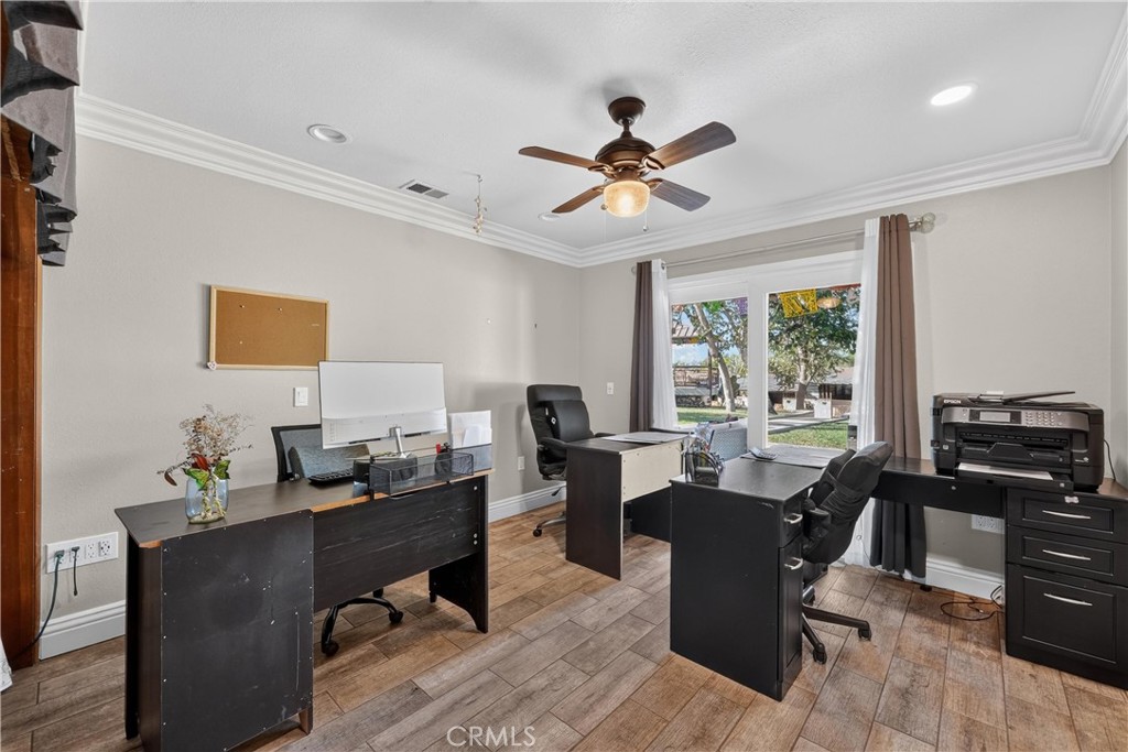 10225 60th Property Photo 12