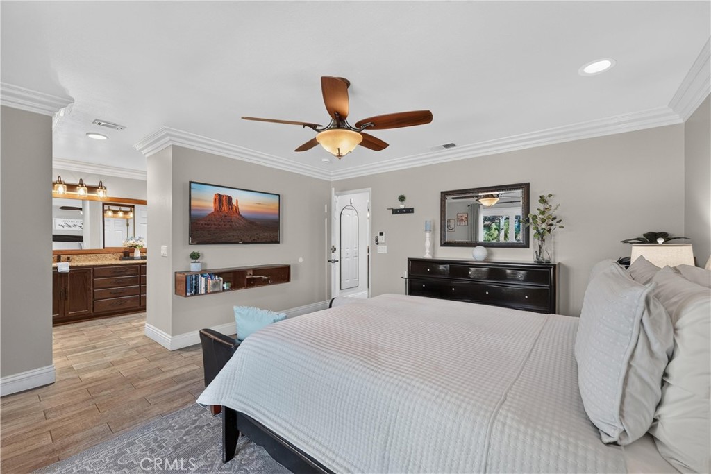 10225 60th Property Photo 15