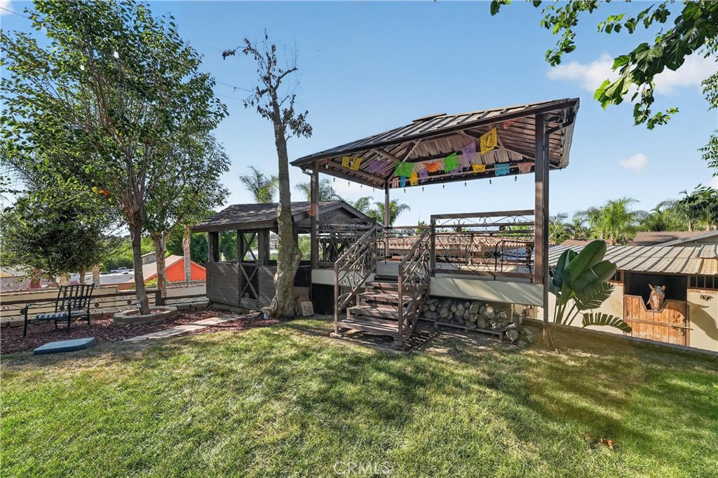 10225 60th Property Photo 30