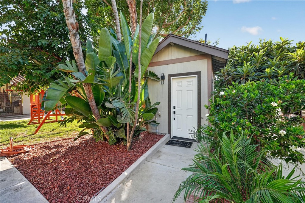 10225 60th Property Photo 33