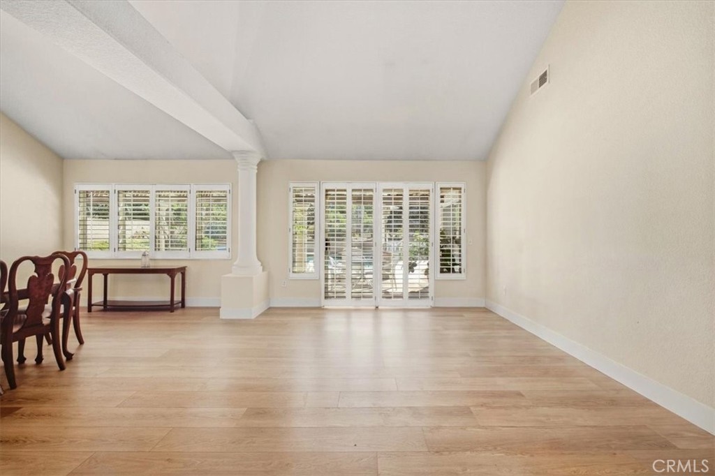 10852 Cleveland Property Photo 12