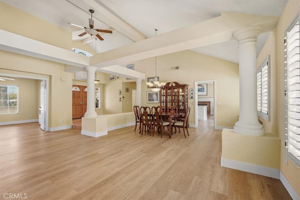 10852 Cleveland Property Photo 14