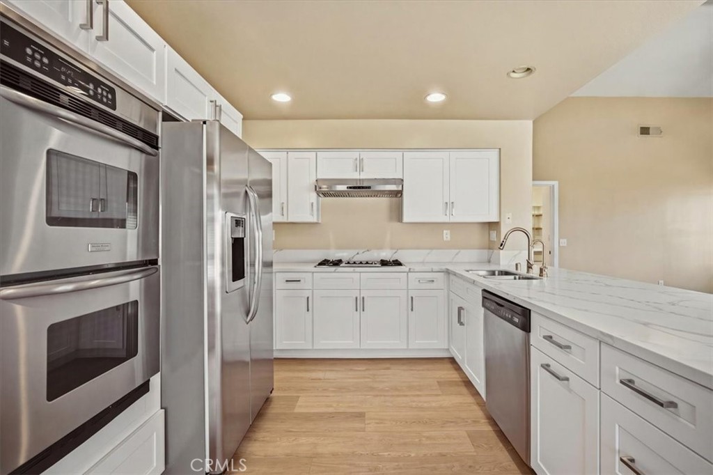 10852 Cleveland Property Photo 22