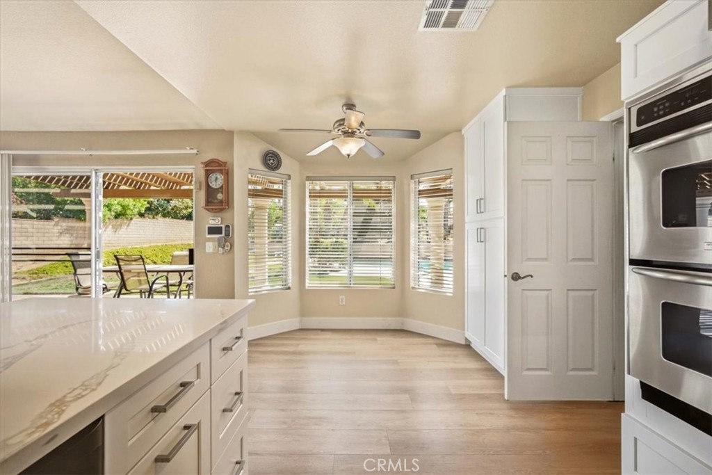 10852 Cleveland Property Photo 25