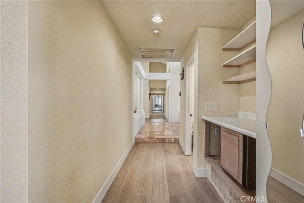 10852 Cleveland Property Photo 34