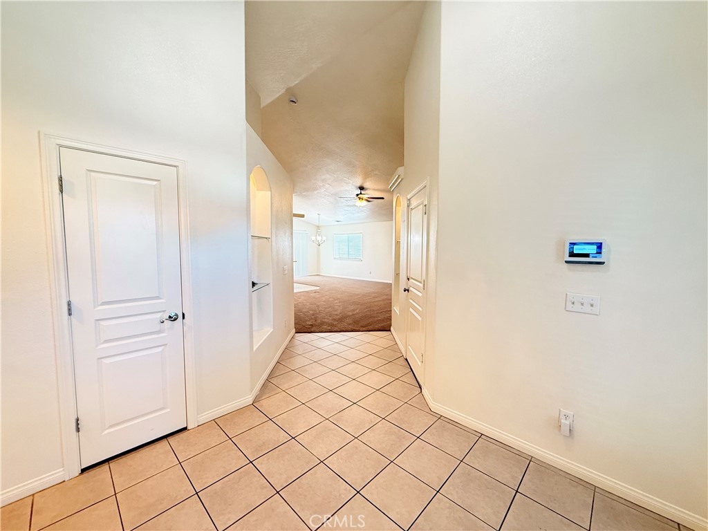 15681 Kingswood Drive Property Photo 3