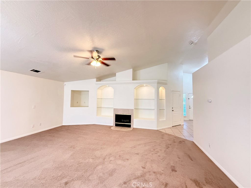 15681 Kingswood Drive Property Photo 4