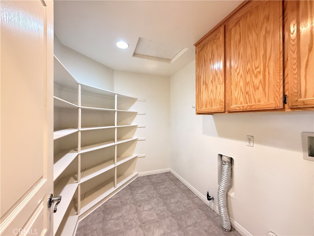 15681 Kingswood Drive Property Photo 11