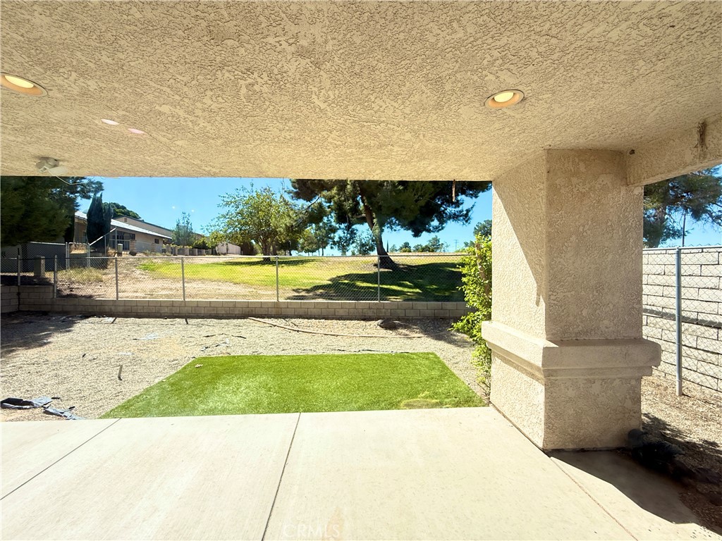 15681 Kingswood Drive Property Photo 22