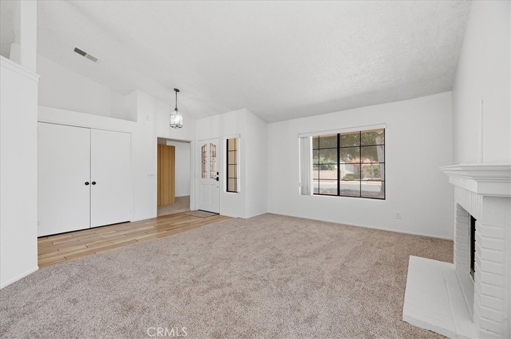 27295 Via Debra Property Photo 9