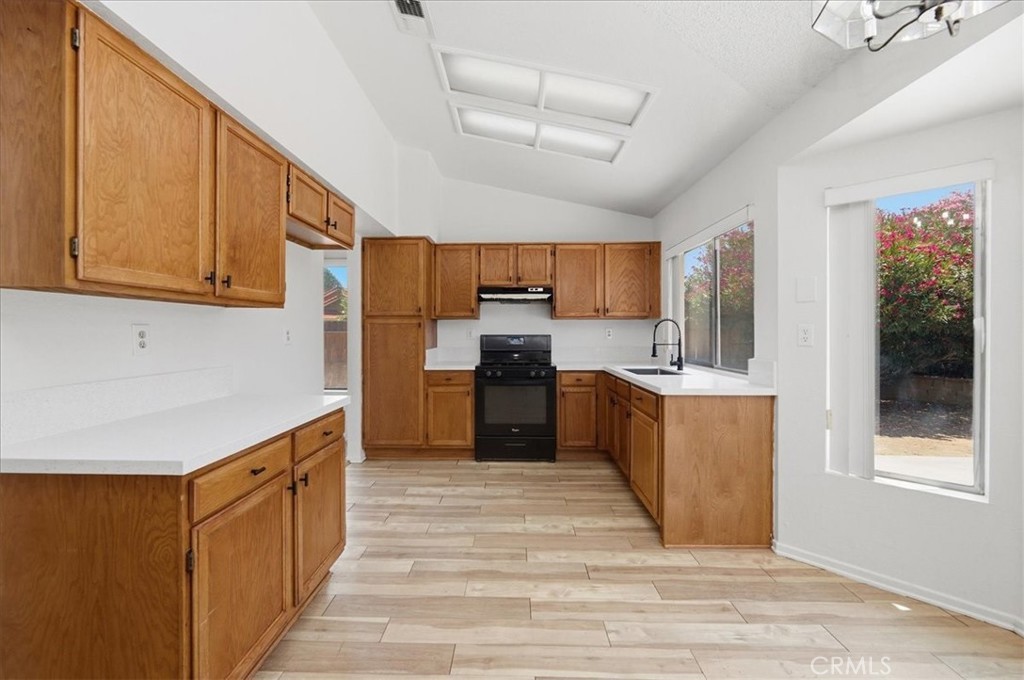27295 Via Debra Property Photo 12
