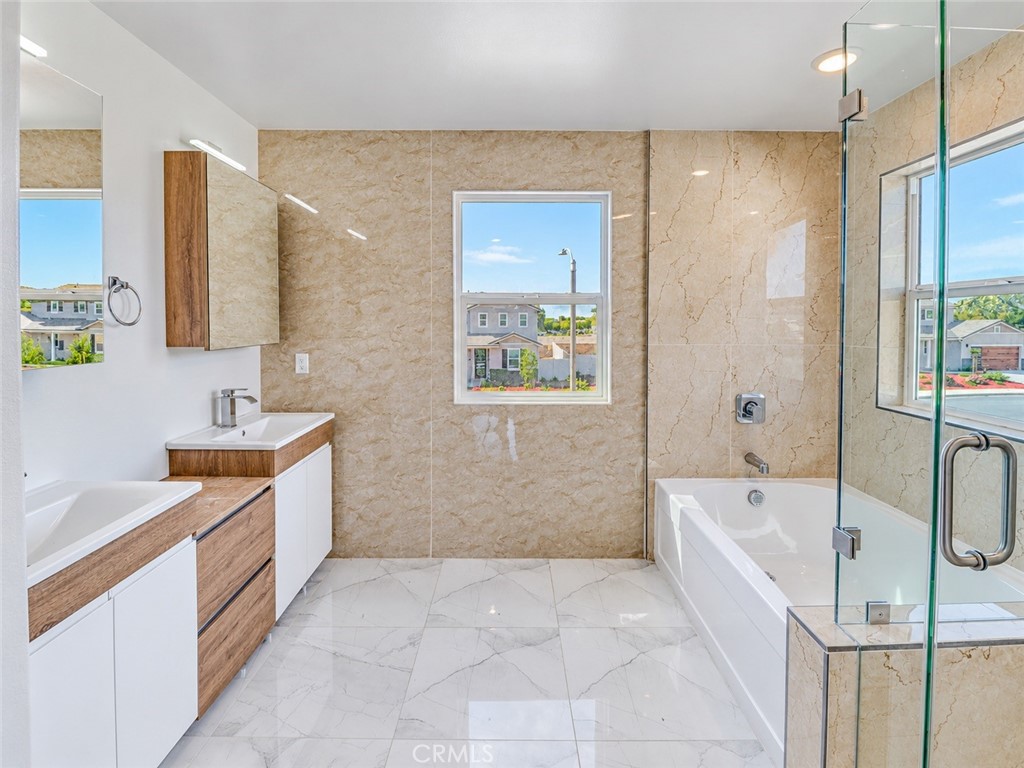 14424 Buvan Court Property Photo 18