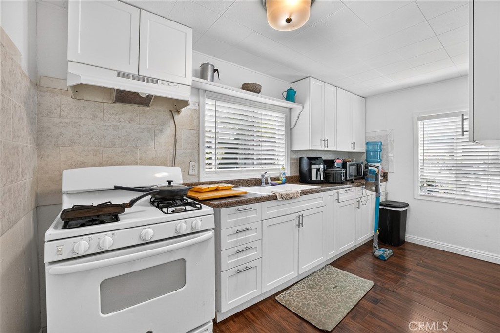 23762 Manzanita Drive Property Photo 25
