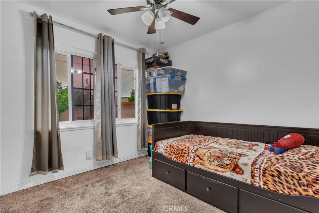 1521 Densmore Street Property Photo 10
