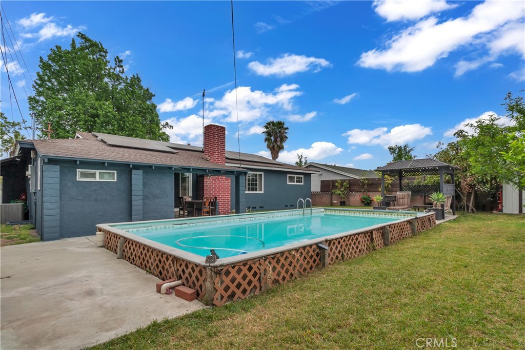 1521 Densmore Street Property Photo 17