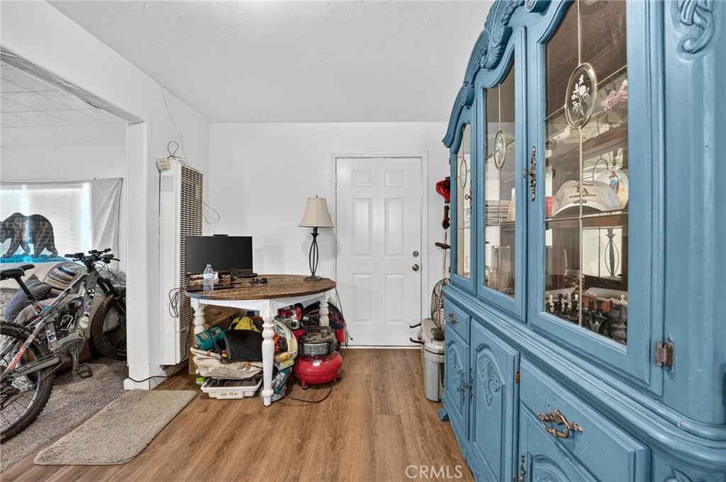 23762 Manzanita Drive Property Photo 19