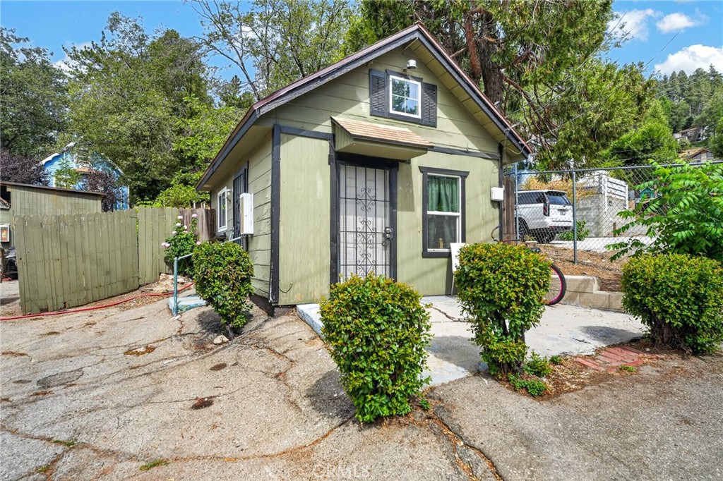 23762 Manzanita Drive Property Photo 46