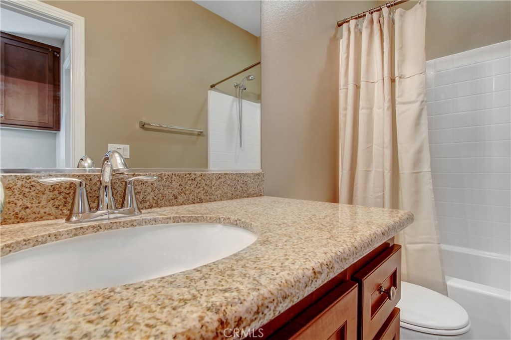 12366 Hollyhock 2 Property Photo 10