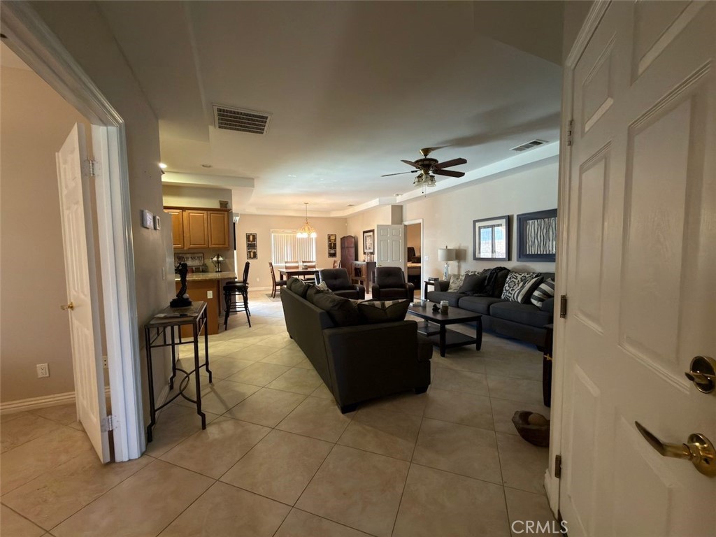 73549 Broadmoor Property Photo 6