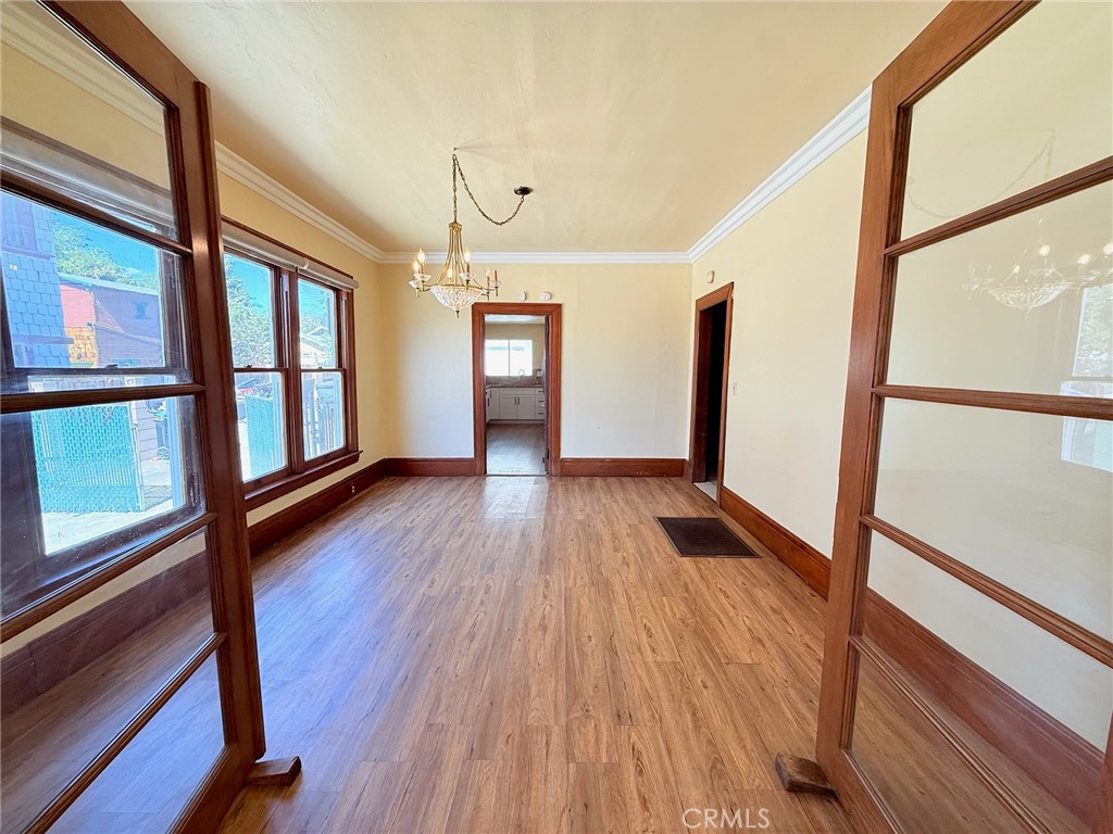 27276 Main Property Photo 5