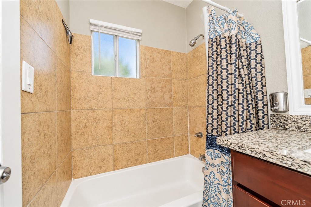 1376 Birch St. Property Photo 22