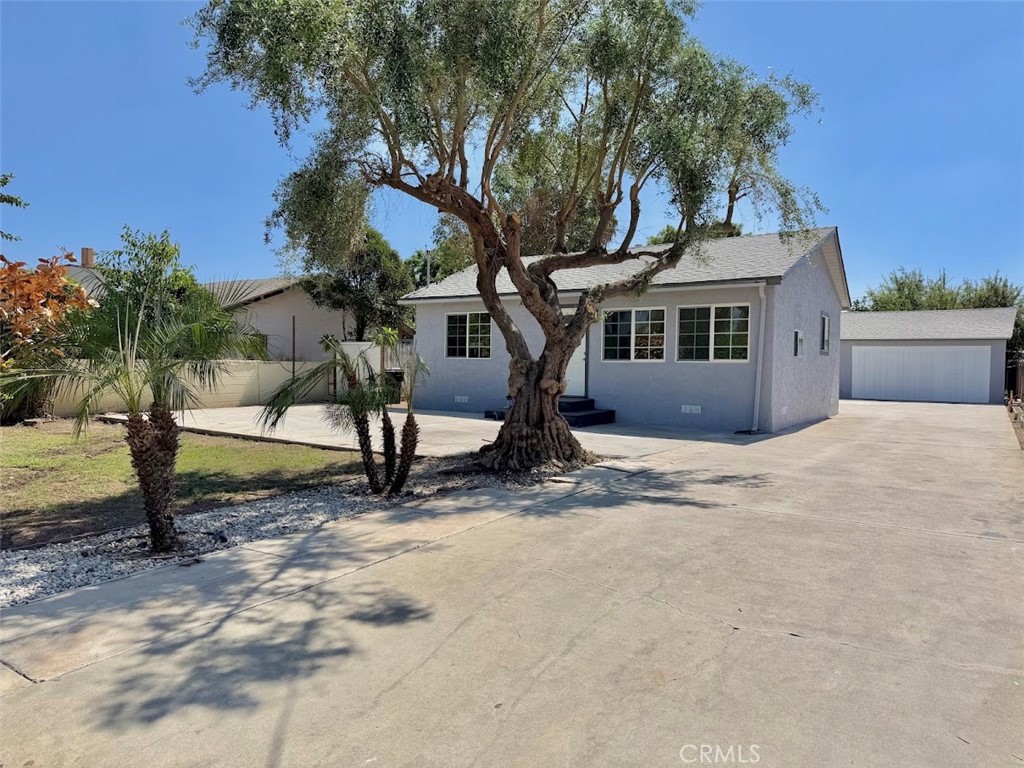 1695 Gould Property Photo 1