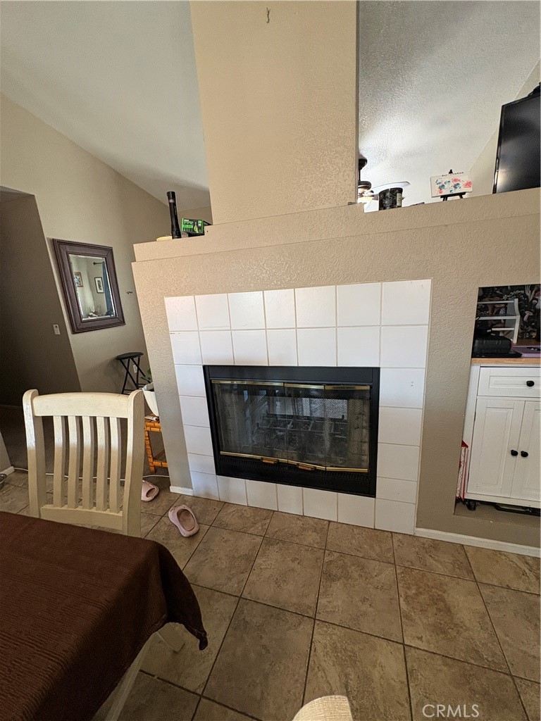 13738 Sarracino Property Photo 7