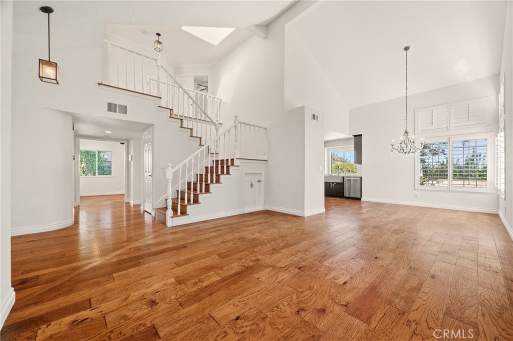 24813 Sagecrest Property Photo 4