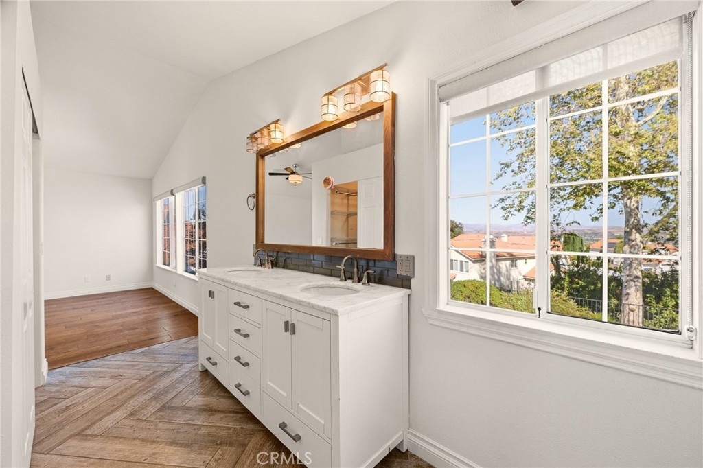 24813 Sagecrest Property Photo 44