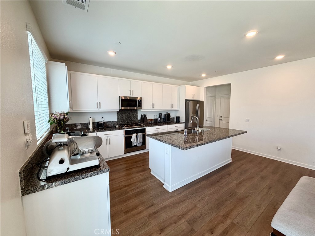 585 Bacon Ridge Property Photo 3