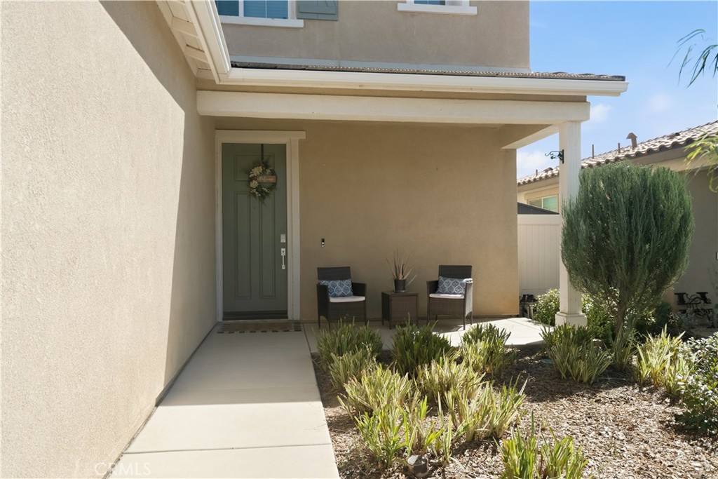 1516 Redbud Avenue Property Photo 2