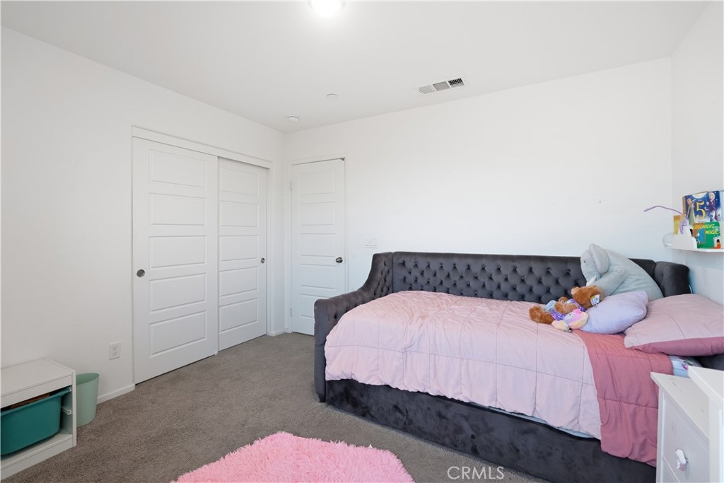 1516 Redbud Avenue Property Photo 16