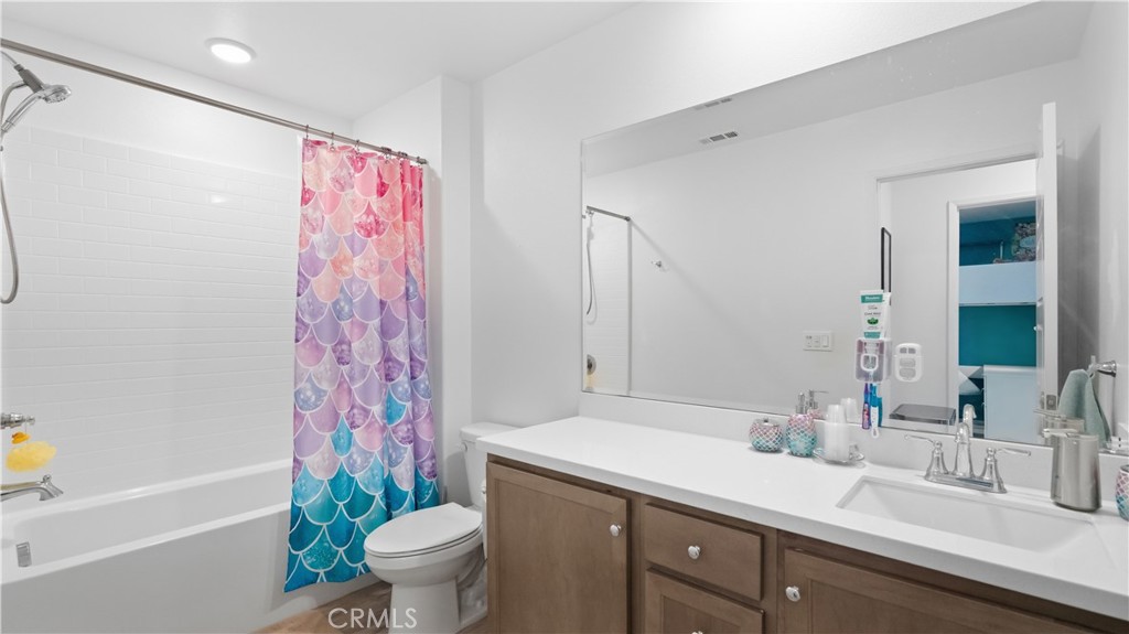 1516 Redbud Avenue Property Photo 18