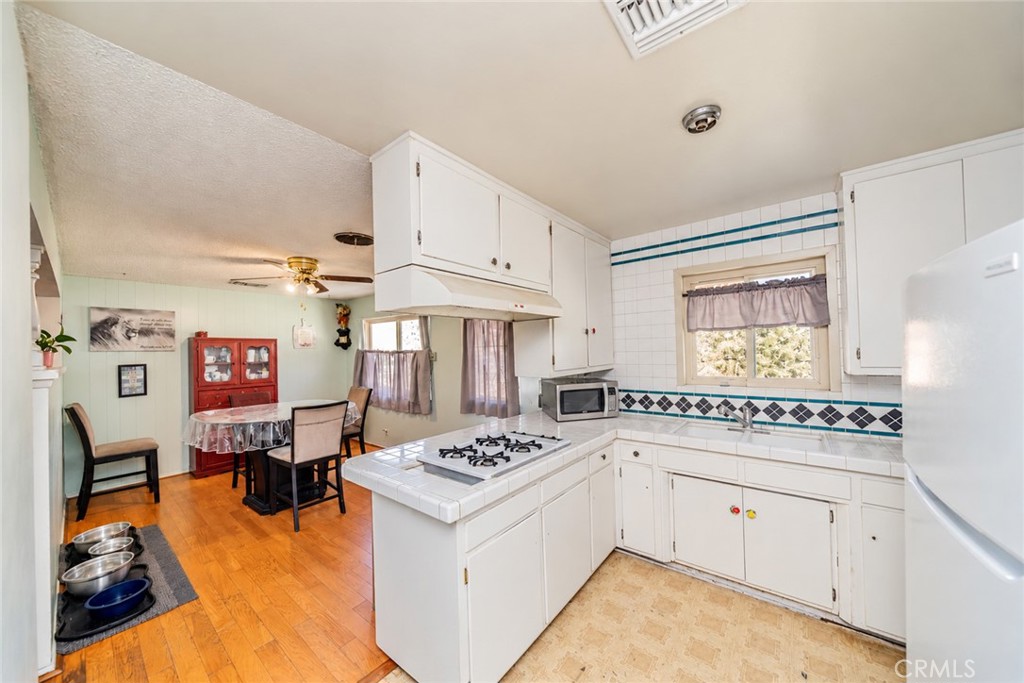 5311 Osbun Road Property Photo 13