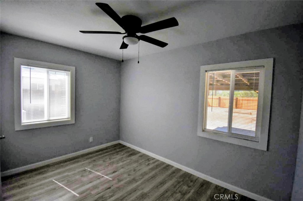 545 N 4th Property Photo 11