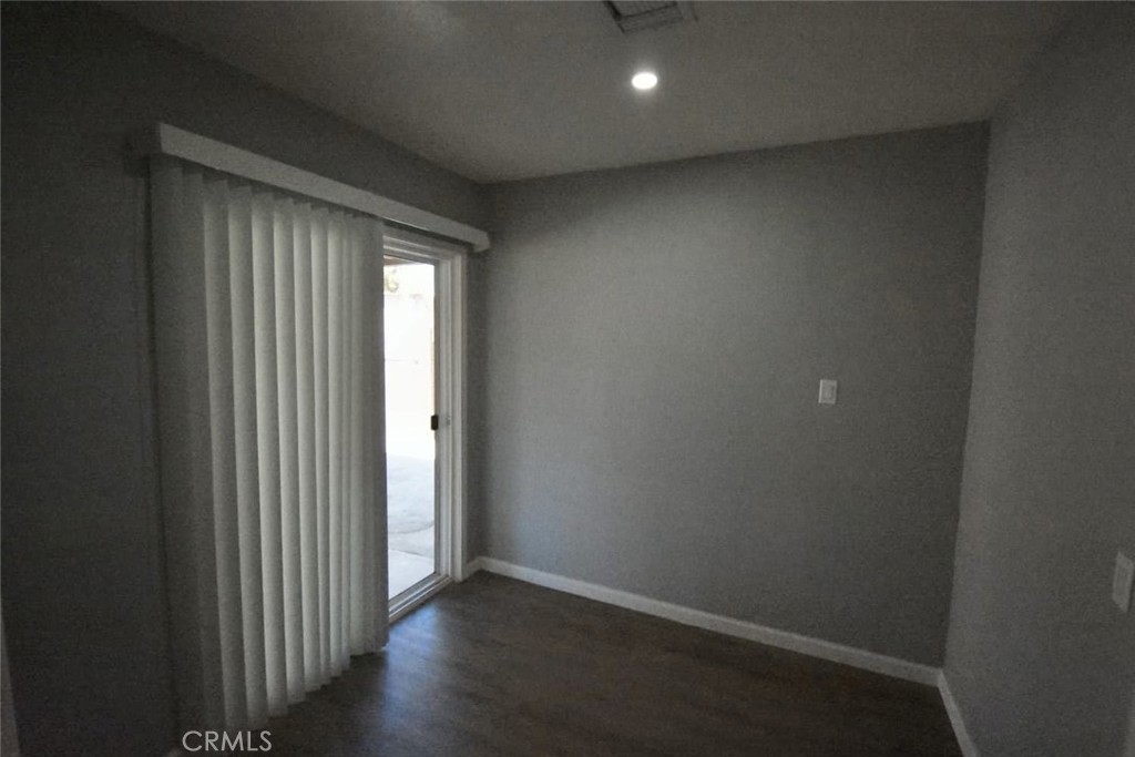 545 N 4th Property Photo 12